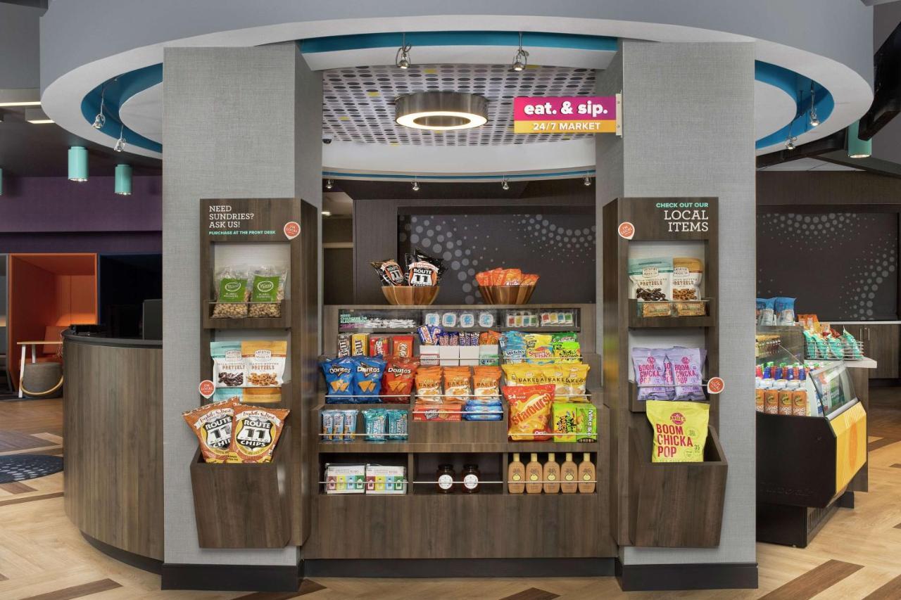 Tru By Hilton Lake Stadt Exterior foto